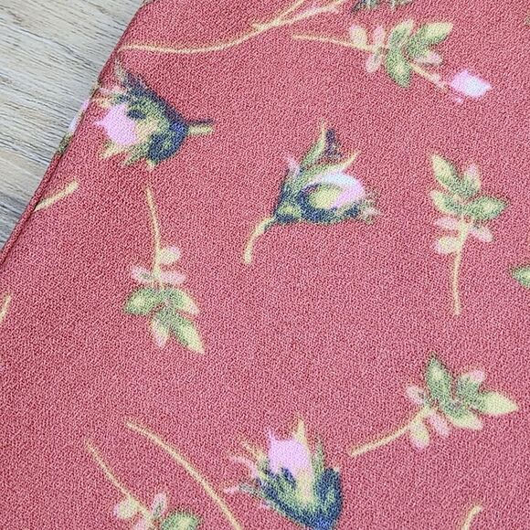 💛Lauren Conrad Dusty Pink Floral Lightweight Top Small - Picture 10 of 12